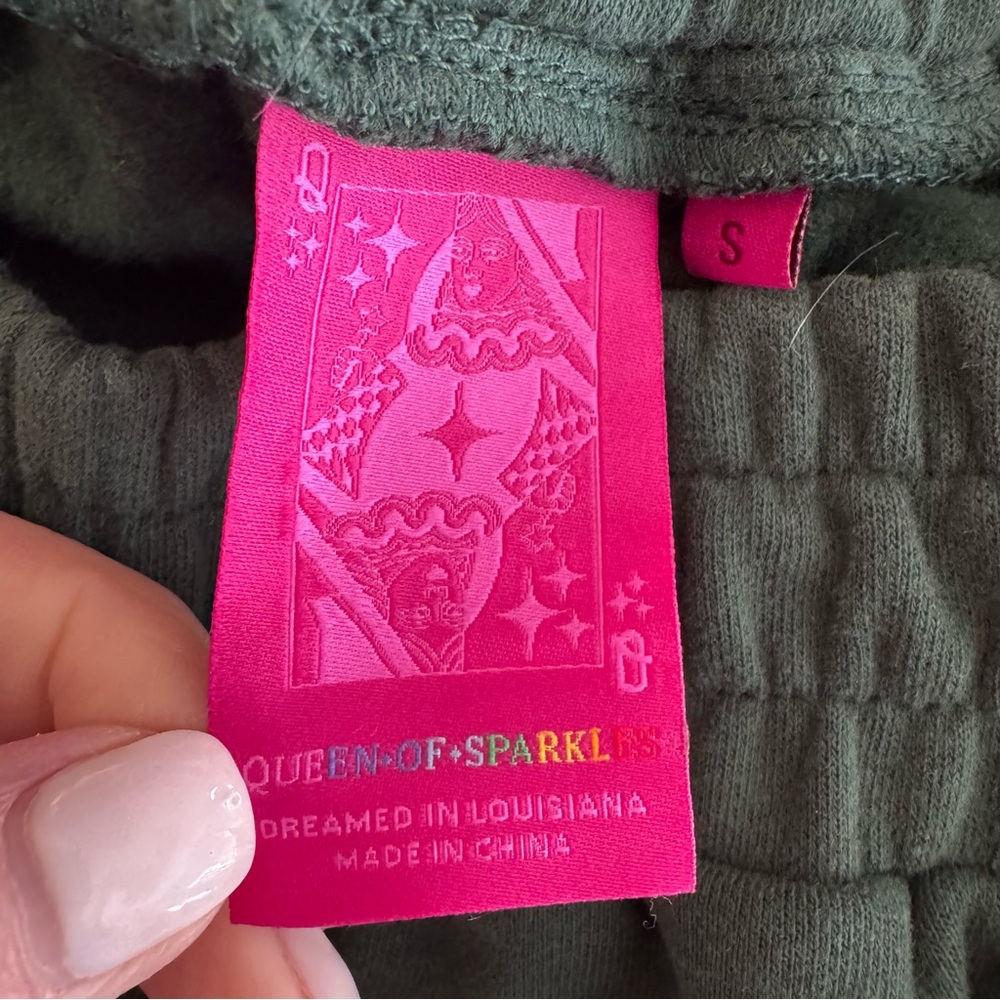 Queen of Sparkles Take Flight Multi Bird Shorts - Picture 14 of 17